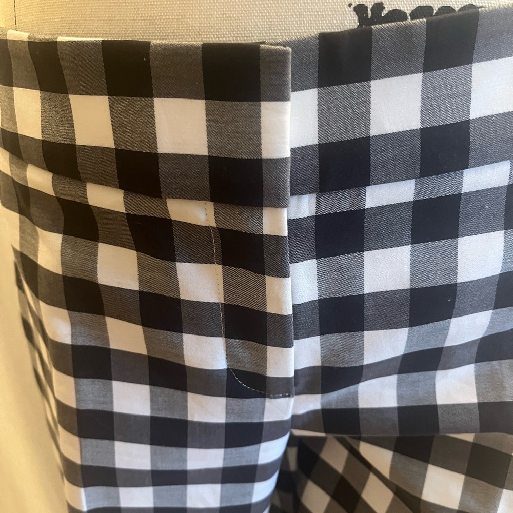 Ann Tayler Devin fit Straight Leg Capri Pant sized 4
